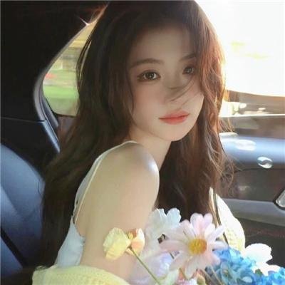 怕羞的黄莺